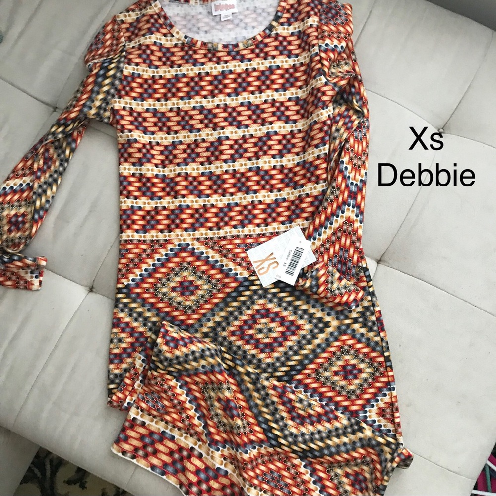XS Debbie Bodycon dress BNWT (Lularoe)